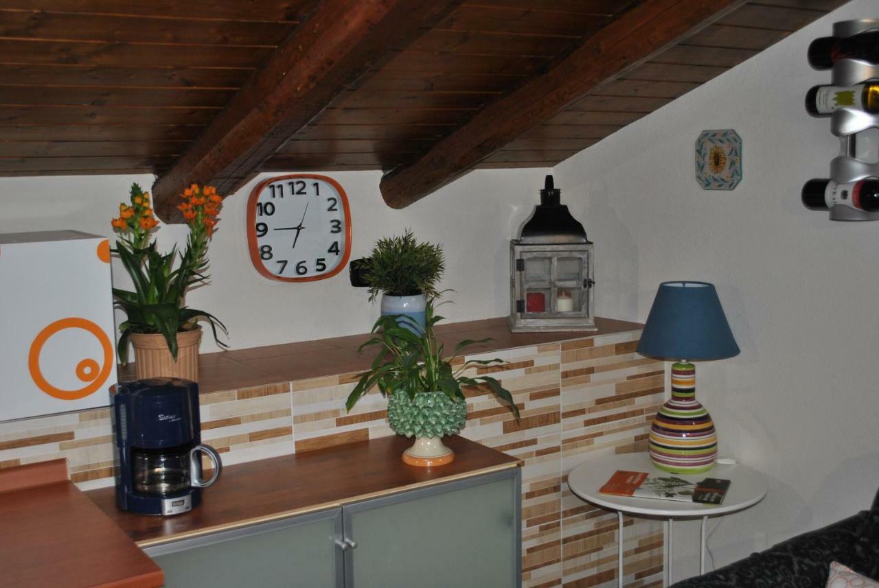 La Mansarda Di Ninni カターニア エクステリア 写真