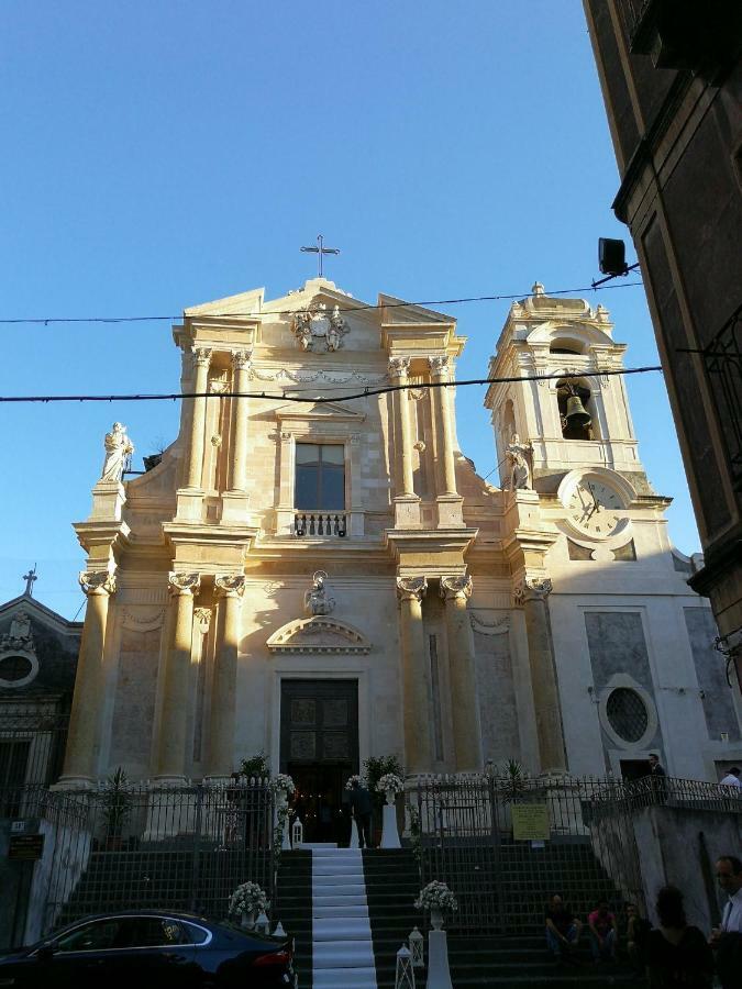 La Mansarda Di Ninni カターニア エクステリア 写真