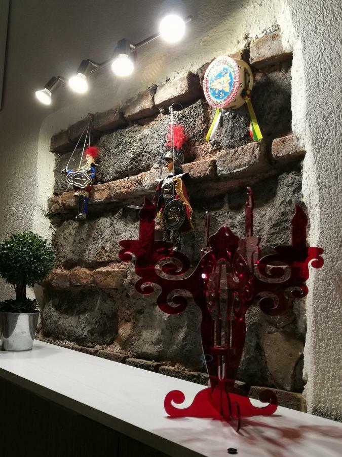La Mansarda Di Ninni カターニア エクステリア 写真